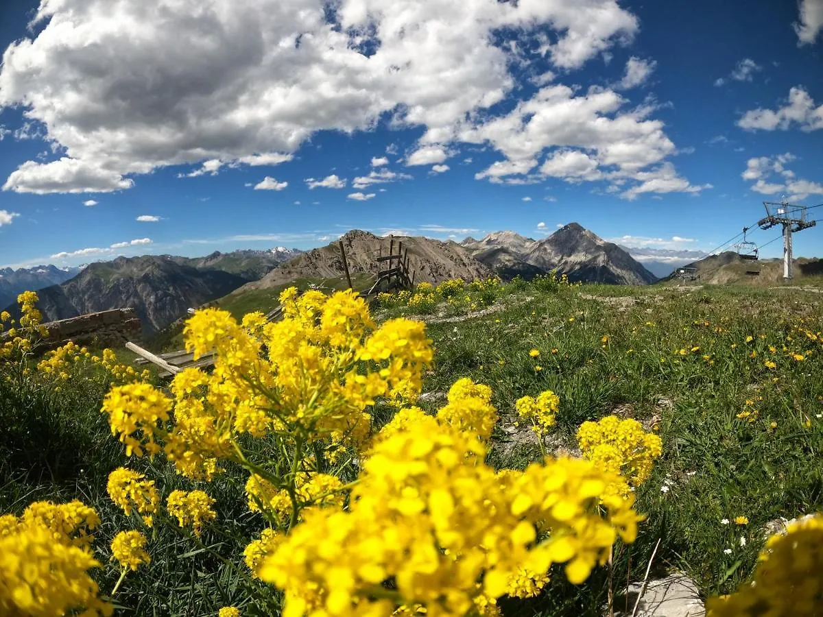 Le Bois Du Suffin, Pied De Pistes Et Spa Montgenèvre Fransa