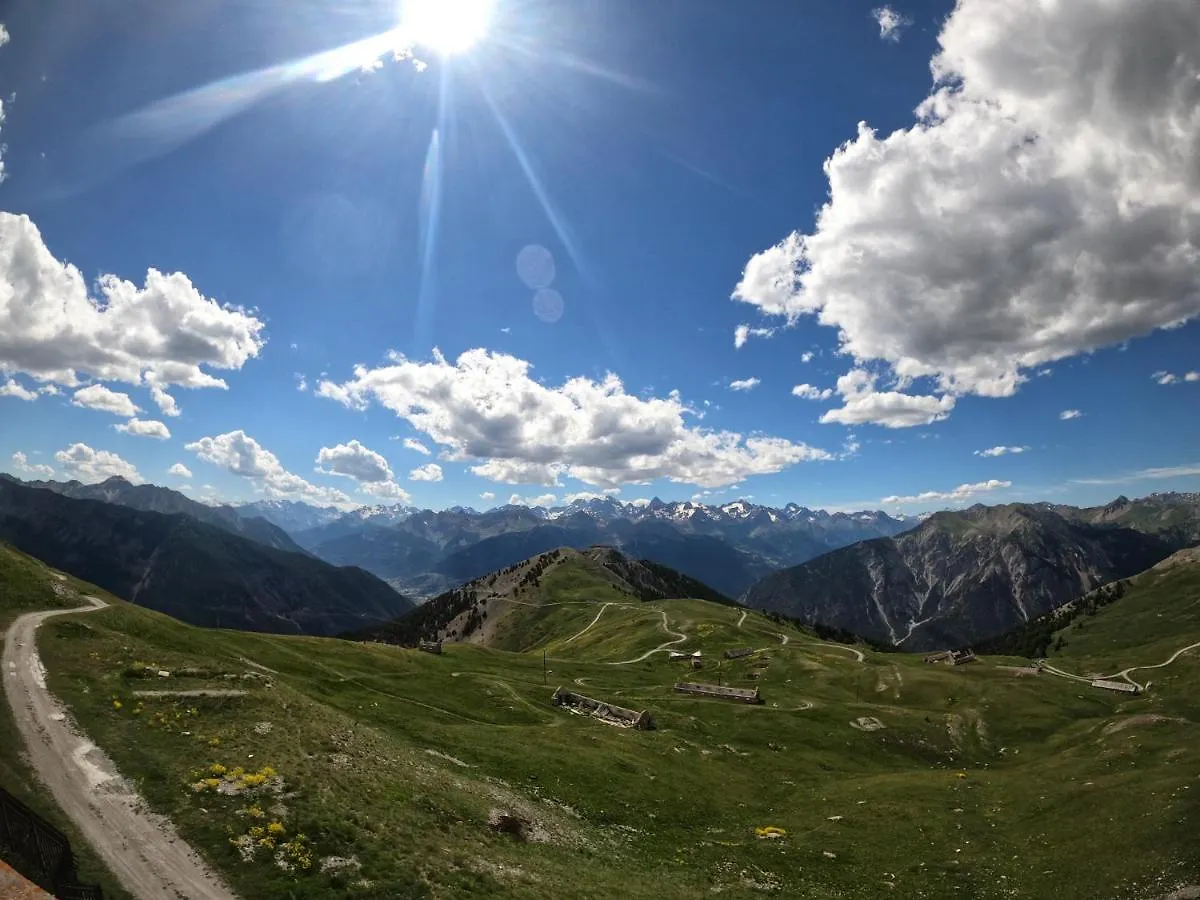 Le Bois Du Suffin, Pied De Pistes Et Spa Montgenevre 0*,