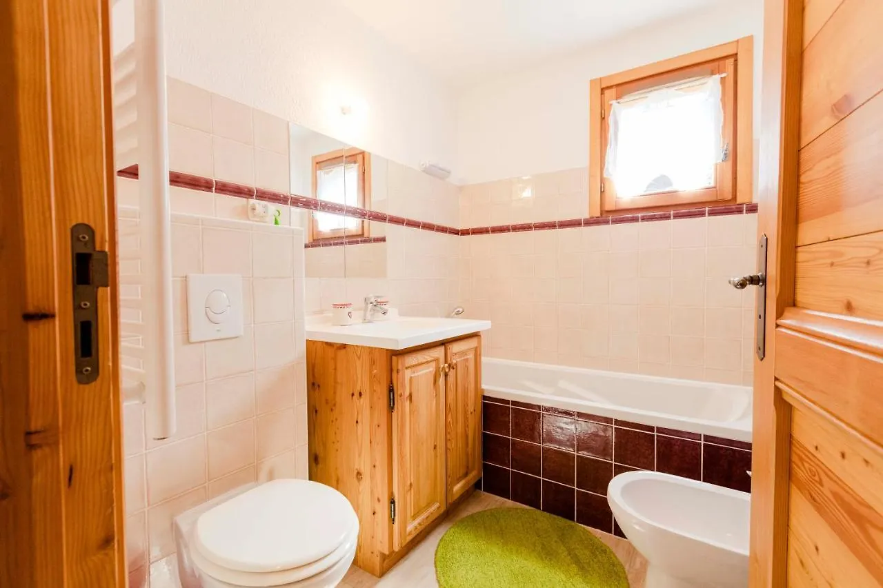 Le Bois Du Suffin, Pied De Pistes Et Spa Montgenevre 0*,  France